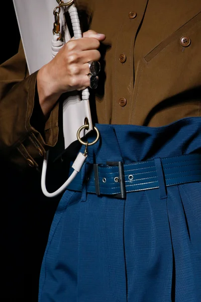 Look 7